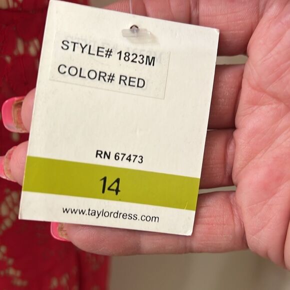 Taylor Elegant Red Floral Lace Dress Scoop Neck Short Sleeve Midi Size 14 New - Picture 7 of 14